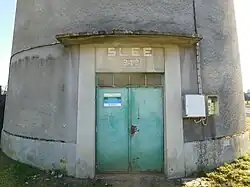 Inscription (en bas, à droite) : « Le Ciment armé Demay frères, Reims - Paris ».