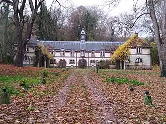 Communs du château du Faÿ