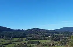 Château de Génetines, vu depuis Saint Romain d'Urfé