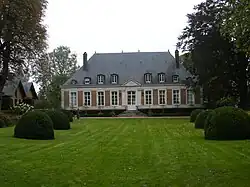 Façade arrière du château.