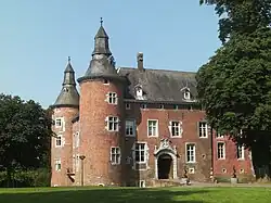 Château de Monceau-sur-Sambre.