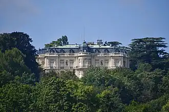 Château de Pregny, route de Pregny 32, 46°&nbsp;14′&nbsp;07″&nbsp;N, 6°&nbsp;08′&nbsp;30″&nbsp;E