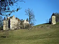 Domaine depuis la RD 73.