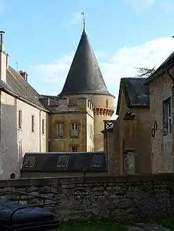 Aile Ouest avec adjonctions XIXe.