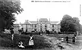 Le château de la Ballue vers 1925 (carte postale).