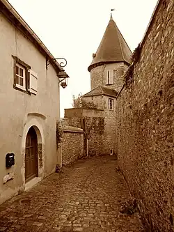 La rue de la Vieille-Prison en 2016.