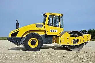 Rouleau articulé BOMAG BW 219 DH WR 2500.