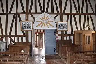 La nef côté porche.