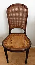 Chaise cannée de style Louis XVI