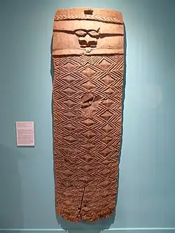 Chambranle de porte Kanak.