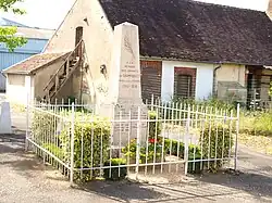 Le monument aux morts