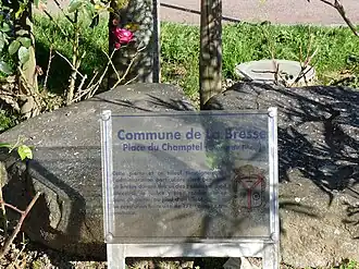 La pierre de justice de la place du Champtel.