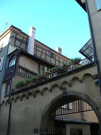 Chancellerie (1600) au no&nbsp;6&nbsp;Inscrit MH (1992)