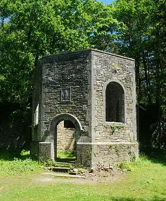 La façade occidentale.