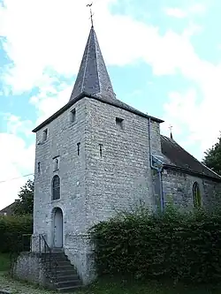 Chapelle Saint-Feuillien remontant au 14e ou 15e siècle