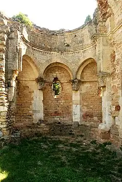 L'abside et ses absidioles.