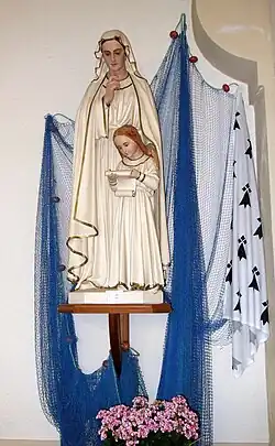 Statue de sainte Anne, mère de la Vierge Marie