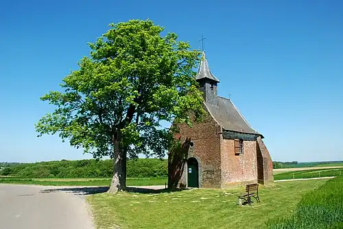 La chapelle en 2010peu avant la tempête du 14 juillet 2010.
