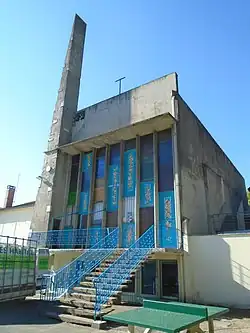 La chapelle de style moderniste du collège mixte Notre-Dame de-la-Salle.