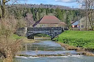 L'Angillon au pont de Chapois.