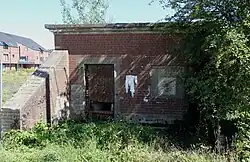 Ancien bunker CTF10 contre l'ancienne mine de charbon, construit dans les années 1930 comme Central Téléphonique Fortifié faisant partie de la ligne de défense PFL2 de la ville de Liège.