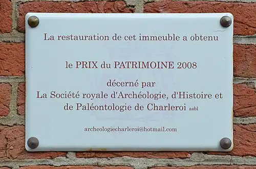 Exemple de la plaque du prix, ici celui de 2008 pour la restauration de l'immeuble «&nbsp;Le Mayence&nbsp;».