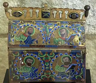 Châsse de Saint-Remi, XIIe&nbsp;siècle ou XIIIe&nbsp;siècle.