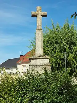 Le calvaire de l'église en 2016.