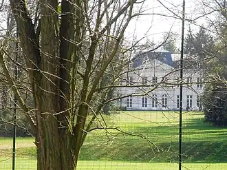 Le château de Vilgénis.