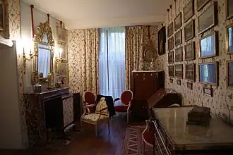La chambre longue.
