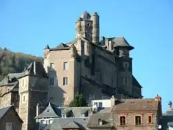Le château d'Estaing, XVe, XVIe et XVIIe siècles.