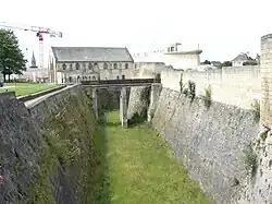 Fossés du donjon.