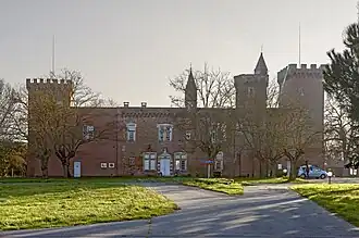 Le château de Castelnovel.