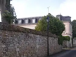 Le château de Coutances, aujourd'hui remplacé par une villa modeste.