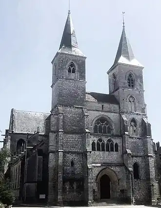 La basilique Saint-Jean-Baptiste de Chaumont.