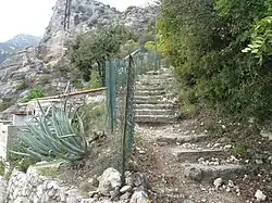 Les dernières pentes du chemin de Nietzsche à Èze-sur-mer