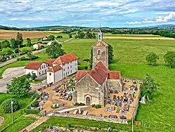 L'église Saint-Férréol et Saint-Ferjeux.