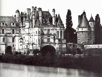 Château de Chenonceau, détail façade est en 1851.Au centre, appartements de la reine Louise de Lorraine.