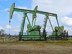 Chevalets de pompage à Vialer.