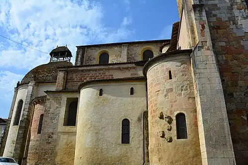 Chevet de l'abbatiale de Saint-Sever vu du nord.