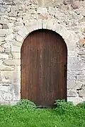 Chapelle de Chevré : porte.