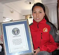 Description de l'image Chhurim, first women to climb mt. everest twice in the same season.jpg.