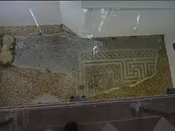 Fragment d'un sol en mosaïque retrouvé sous la cathédrale.