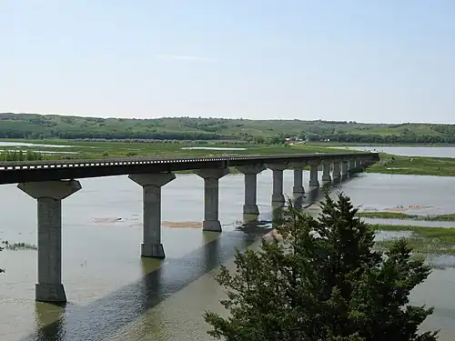 Le Chief Standing Bear Memorial Bridge