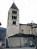 Le clocher de l'église paroissiale Saint-Maurice.