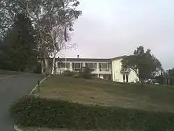 Ambassade à Canberra.