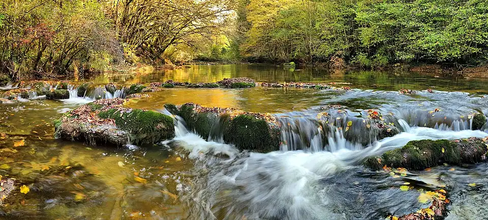 Nassi sur le haut Lison.