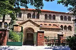 Vue de l'entrée de l'église