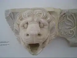 Fragment de cimaise. Fin du Ve&nbsp;siècle&nbsp;av. J.-C.