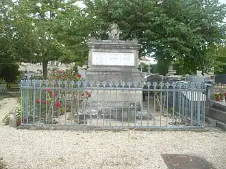 Famille Angot (division 9).